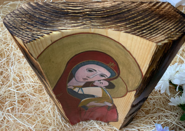 Lupanowe rękodzieło Matka Boża Czuła z Dzieciątkiem – malunek na drewnie 5
