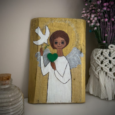 Lupanowe rękodzieło Anioł pokoju – malunek na starej desce